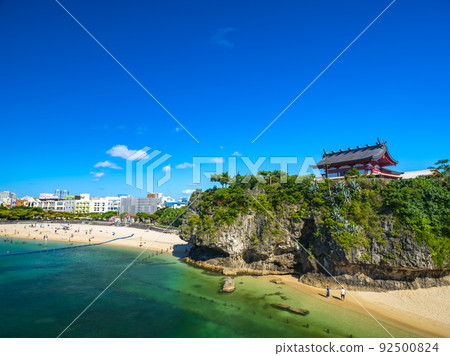 海灘上的海浪 92500824