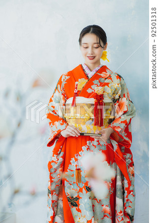 Red furisode Red furisode 92501318