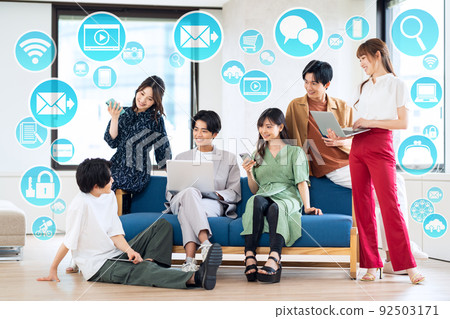 男女Z世代好友大學生共享屋CG物聯網SNS技術DX 男女Z世代好友大學生共享屋CG物聯網SNS技術DX 92503171