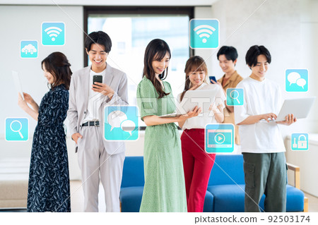 男女Z世代好友大學生共享屋CG物聯網SNS技術DX 男女Z世代好友大學生共享屋CG物聯網SNS技術DX 92503174