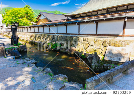 飛驒古川瀨戶川和圓光寺 92503299