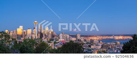 View of downtown Seattle skyline View of downtown Seattle skyline 92504636
