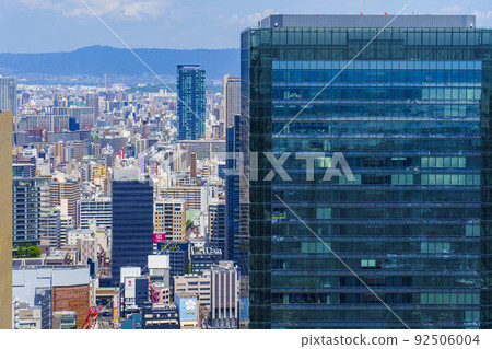 大阪市中心的梅田市容[來自梅田藍天大廈] 92506004