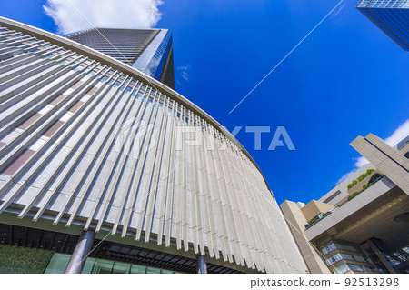 Grand Front 大阪夏日藍天 92513298