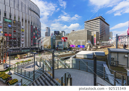 Osaka Umeda Carillon Square Around the connecting bridge connecting JR Osaka Station and Hankyu 92515349