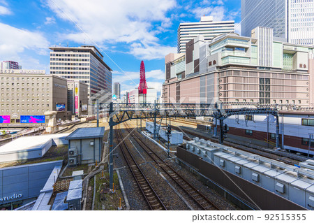 大阪梅田HEP FIVE摩天輪和阪急百貨 92515355