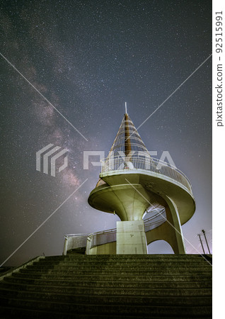 Kujukuri Town, Chiba Prefecture Beach Tower and Summer Milky Way 92515991