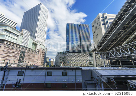 JR Osaka Station Hankyu Hanshin Daimaru 3 department stores 92516093