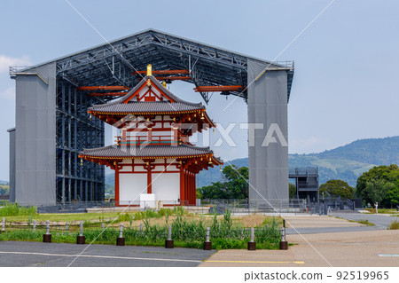 June 17, 2022 Heijo Palace Remains Daigokumon Gate and East Tower Restoration Bare Roof and Mt. Wakakusa 92519965