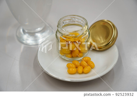 Dietary supplements Dietary supplements 92523932