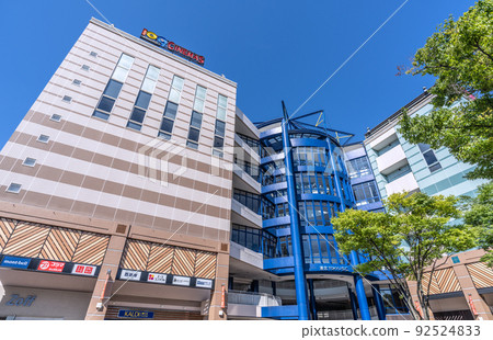 日本橫濱城市景觀，如中央南地鐵站的城市景觀 92524833