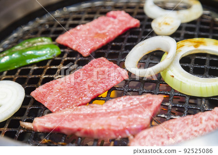  Grilled meat 92525086