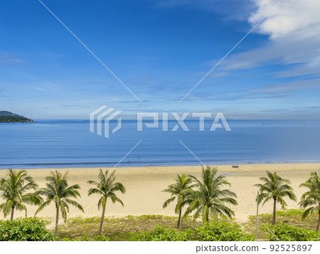 峴港，越南美溪海灘景觀與藍色大海 92525897