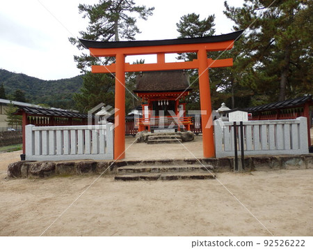 Kiyomori Shrine cloudy sky 92526222