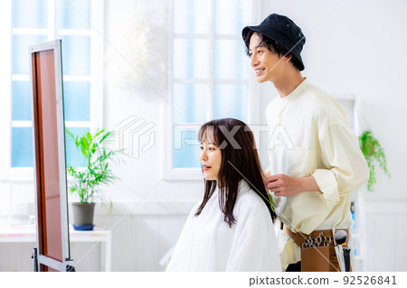 Beauty salon cut model Beauty salon cut model 92526841