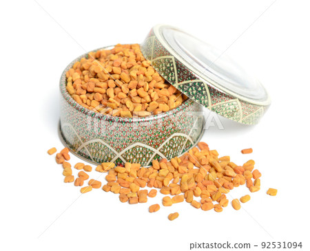 Fenugreek or Trigonella foenum-graecum seed. Isolated on white background 92531094