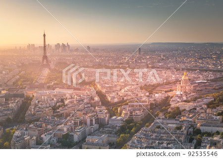Eiffel tower and Les Invalides at dramatic sunrise Paris, France 92535546