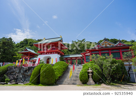 Akama Shrine Akama Shrine 92535940
