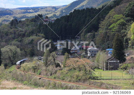 Watase山溝火車卡車火車 92536069