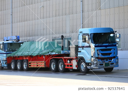 Trailer truck image 92537641
