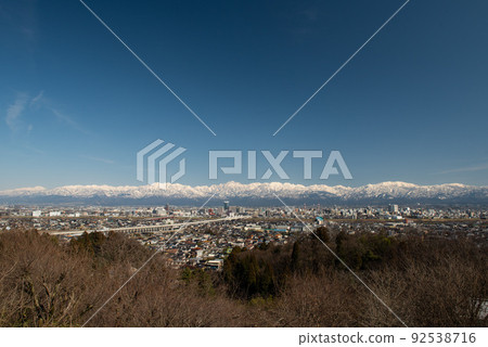 富山市和立山山脈 富山市和立山山脈 92538716