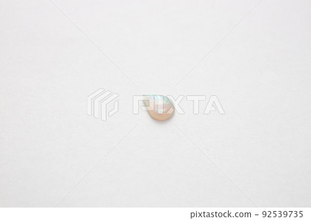 水滴狀蛋白石 92539735