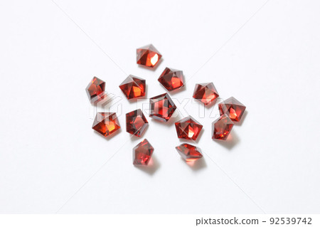 Lots of pentagonal garnets Lots of pentagonal garnets 92539742