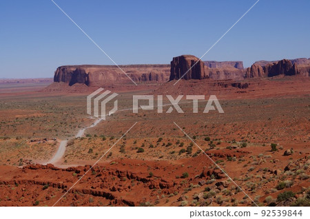 紀念碑谷，美國納瓦霍部落的避難所 92539844