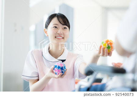 Portrait of a female caregiver "LINK FOREST" 92540073