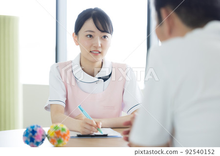 Portrait of a female caregiver "LINK FOREST" 92540152