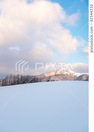 新雪的黎明(Hiruzen Plateau) 新雪的黎明(Hiruzen Plateau) 92544338