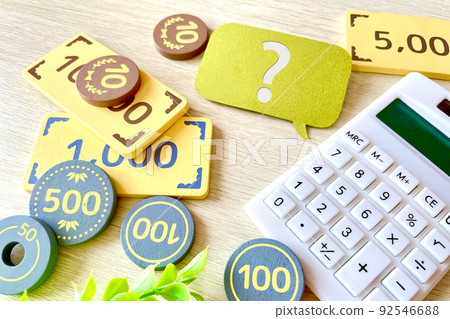 金錢問題氣球和計算器 92546688