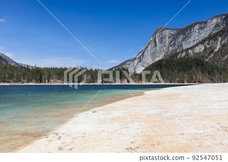 forest, lake, mountain 92547051