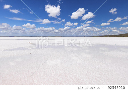 tuz golu salt lake in turkey. 92548910