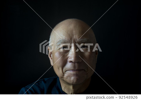 Japanese senior men with a smile Japanese senior men with a smile 92548926