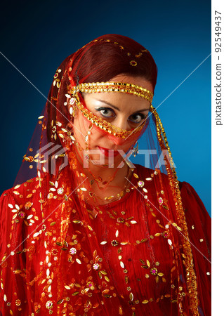 beautiful muslim woman 92549437