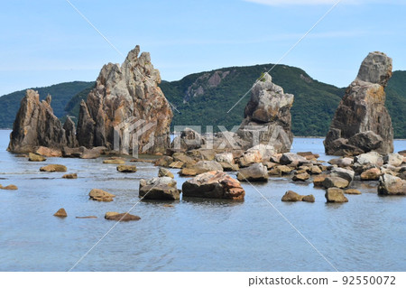 Hashiguiiwa,一個風景秀麗的和歌山縣,藍天兩旁 Hashiguiiwa,一個風景秀麗的和歌山縣,藍天兩旁 92550072