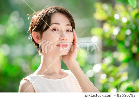 Beauty sunshine whitening Beauty sunshine whitening 92550792