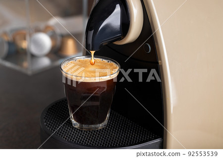 Making coffee 92553539