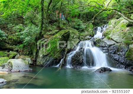 Goton Falls in Summer, Sasaguri Town, Fukuoka Prefecture Goton Falls in Summer, Sasaguri Town, Fukuoka Prefecture 92555107