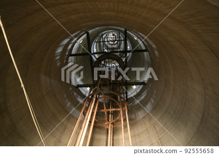 Hario無線電塔戰爭遺址長崎縣無線電塔內部 92555658