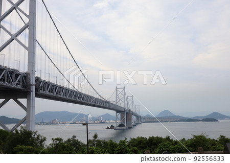 Setoo Bridge on a sunny day 92556833
