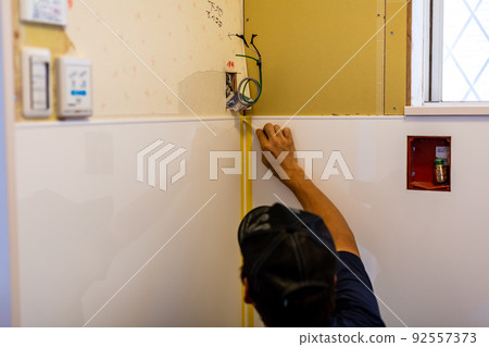 Bath remodeling of the bathroom 92557373