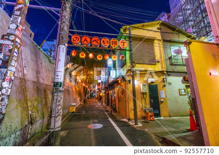 日本東京市容 209,694 人 日本有史以來人數最多。 Nightmare BA.5 ...沒有行動限制,酒吧區= 7月27日 日本東京市容 209,694 人 日本有史以來人數最多。 Nightmare BA.5 ...沒有行動限制,酒吧區= 7月27日 92557710