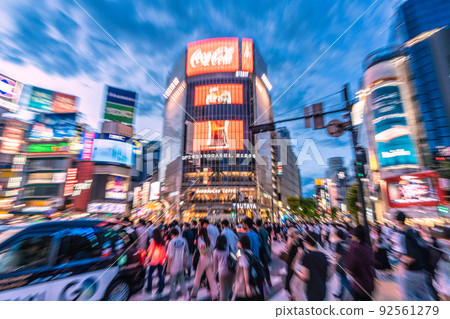 Japan's Tokyo cityscape 209,694 people The largest number ever in Japan. Nightmare BA.5 ... Shibuya is a threatening adult style ... = July 27 92561279