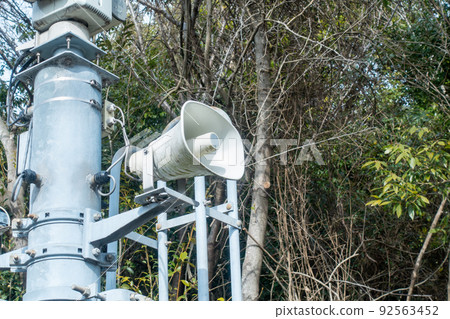 防災無線揚聲器的照片。社區服務的形象。 92563452
