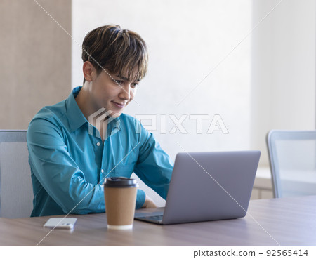 Desk work PC and smartphone 92565414