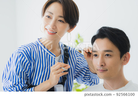 Eyebrow cut 92566100