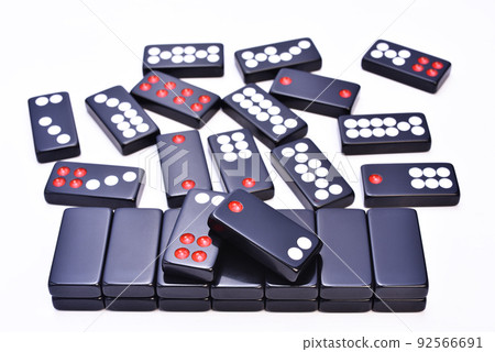 Chinese dominoes / Tian jiu pai  92566691