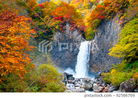 娜娜瀑布(秋季) 娜娜瀑布(秋季) 92566709